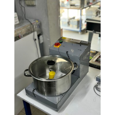 Sönmez 4 Bıçaklı Soğan Doğrama Makinesi 8 Litre Paslanmaz Sönmez 4 Bıçaklı Soğan Doğrama Makinesi 8 Litre Paslanmaz