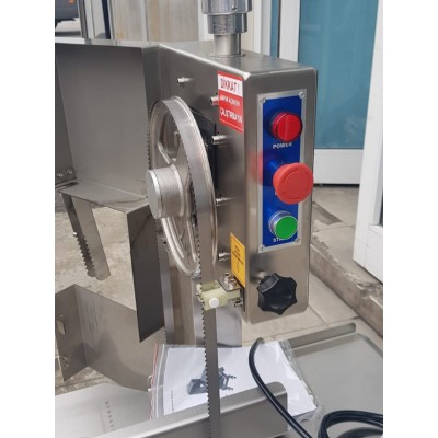 Sönmez Endüstriyel Lavion Et Kemik Tibon Kesme Parçalama Testeresi - 220 volt Sönmez Endüstriyel Lavion Et Kemik Tibon Kesme Parçalama Testeresi - 220 volt