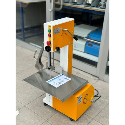 Hnc Et Kemik Kesme Testeresi Yeni Model Otomatik Şerit Ayarı Hnc Et Kemik Kesme Testeresi Yeni Model Otomatik Şerit Ayarı