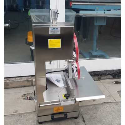 Sönmez Endüstriyel Lavion Et Kemik Tibon Kesme Parçalama Testeresi - 380 volt