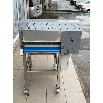 Sönmez Çift Motor Bantlı Et Paylama Parçalama Makinesi