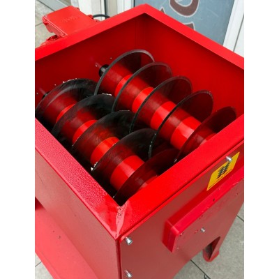 Sönmez Çift Bıçaklı Üstten Atma Sıcak Et Paylama Parçalama Makinesi