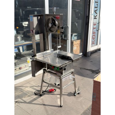 Sönmez Lavion Kemik Kesme Makinesi Mezbaha Tipi Büyükbaş Hayvan Kesme Testeresi